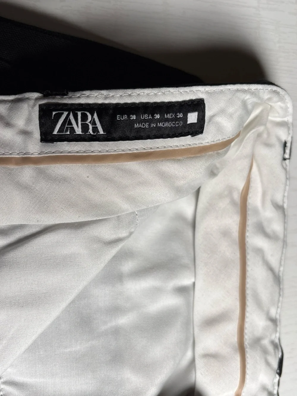 Zara Men's Black Chinos - Slim Straight